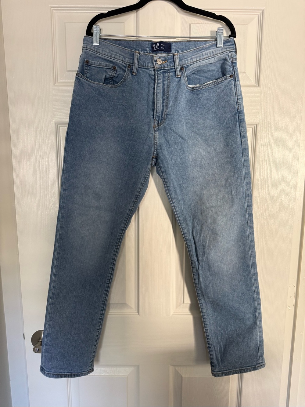 GAP Men's Light Blue Straight Jeans